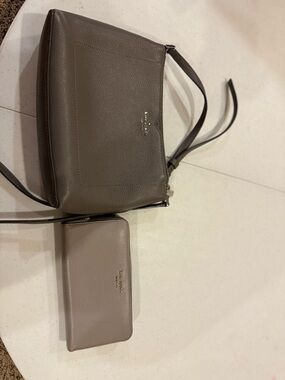 kate spade Gray Pebbled Leather Crossbody Wristlet